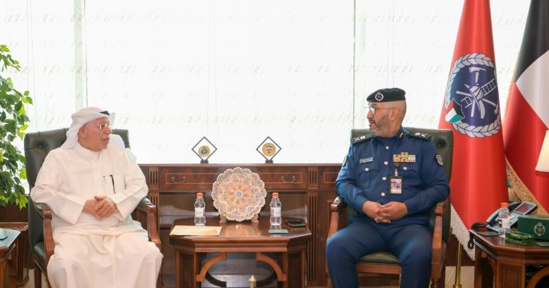 «الإطفاء» تبحث سبل التعاون وتفعيل الاتفاقية مع «جمعية الحماية من أخطار الحريق»