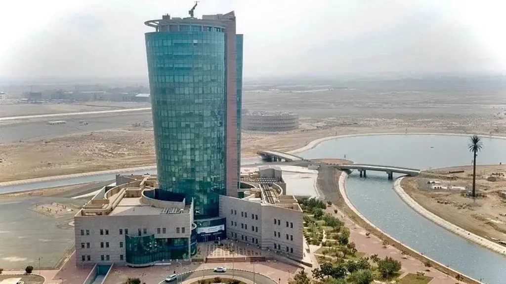 التقديم مستمر.. جامعة جازان تفتح التسجيل في برامج الدبلومات المدفوعة