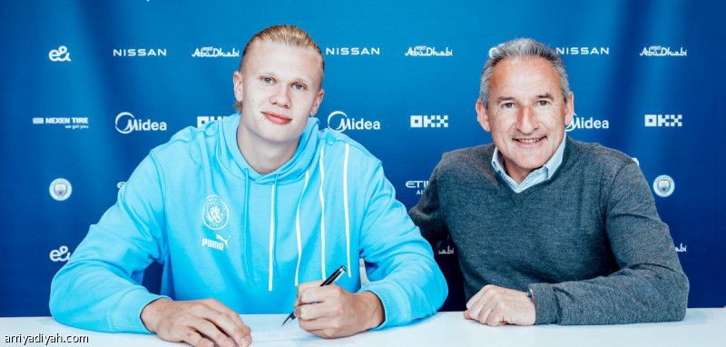 بعد 13 عاما.. السيتي يودع مهندس الصفقات