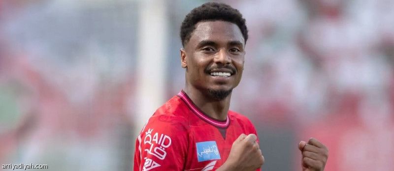 النجعي ينتقل من الوحدة إلى ضمك