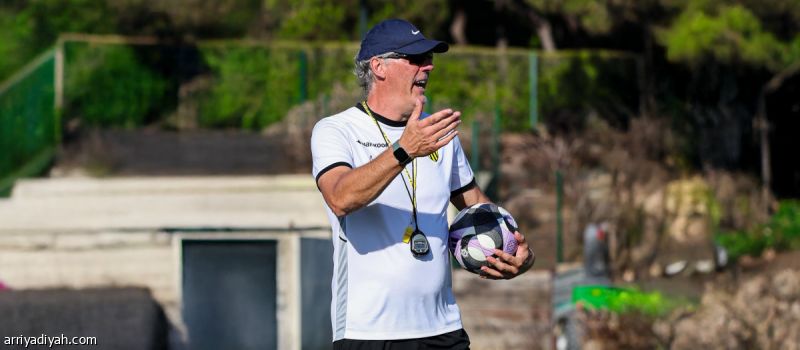 بلان يختبر الدوليين أمام بورتيمونينسي