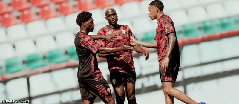 أستريلا.. لم يتجاوز 14 عاما ويواجه النصر السبعيني