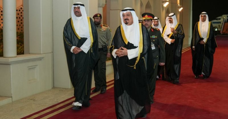 رئيس الوزراء يعود إلى البلاد بعد زيارة رسمية للسعودية