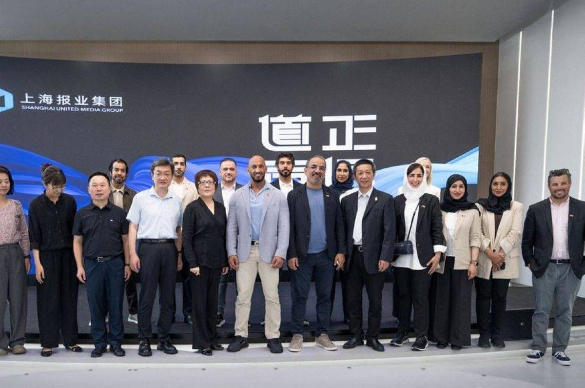 عبدالله آل حامد يلتقي قادة الإعلام في شنغهاي لتعزيز التعاون الإعلامي بين الإمارات والصين