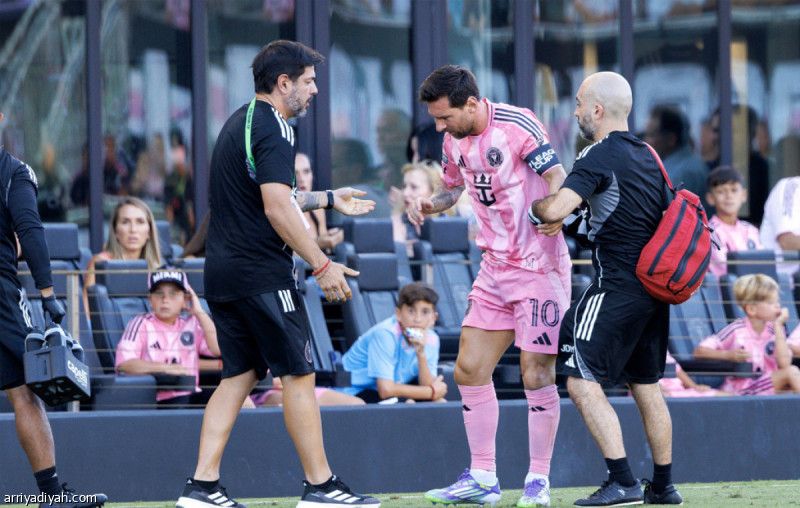 الإصابة تبعد ميسي عن ميامي أسبوعين