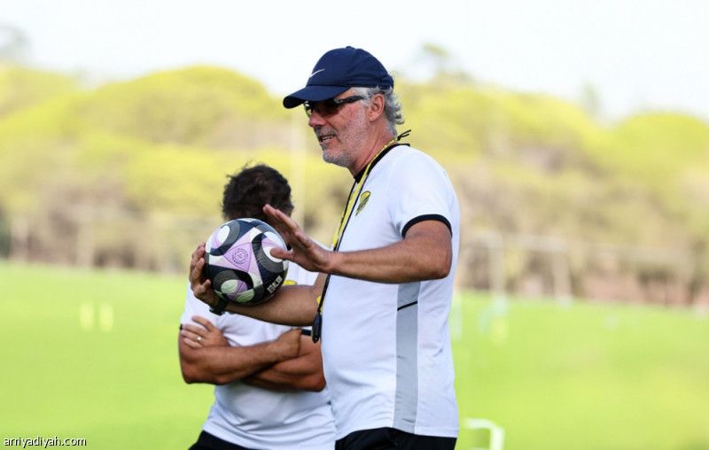 الاتحاد يفاوض الناصر والعتيبي.. ويعيد ملف الجليدان