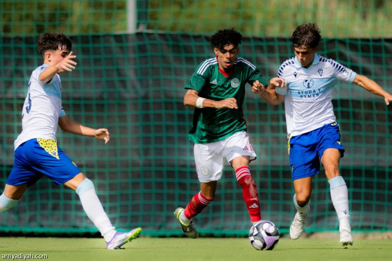 يواجه الاتفاق.. قادش قهر برشلونة وأبكي الريال