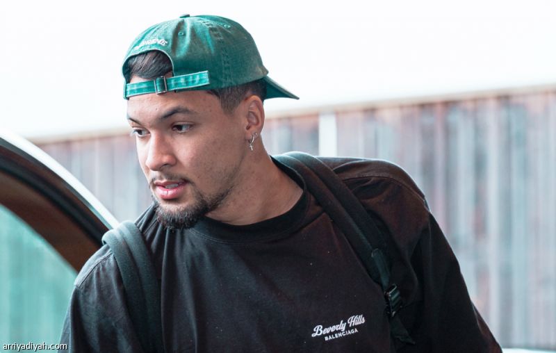 الهلال.. آلام عضلية تبعد ليوناردو