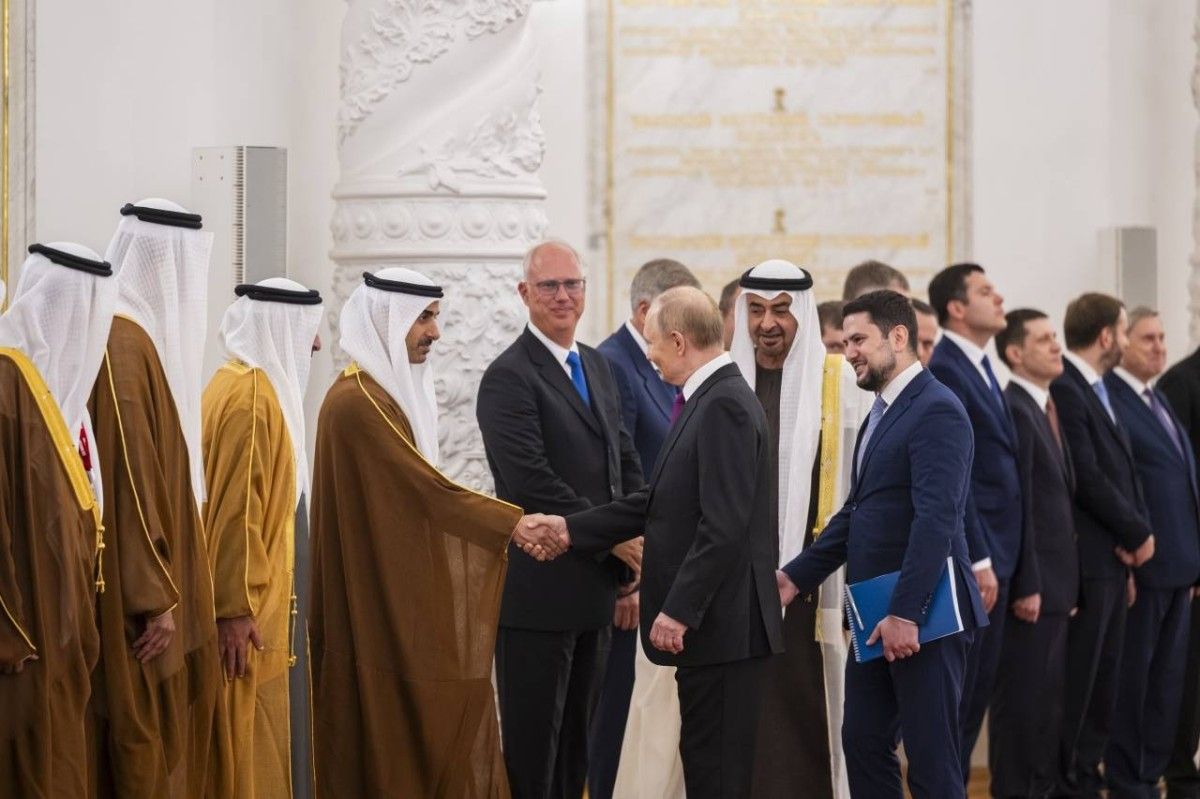 محمد بن زايد : الإمارات تواصل دعم التعاون لمواجهة التحديات العالمية وتحقيق السلام والازدهار