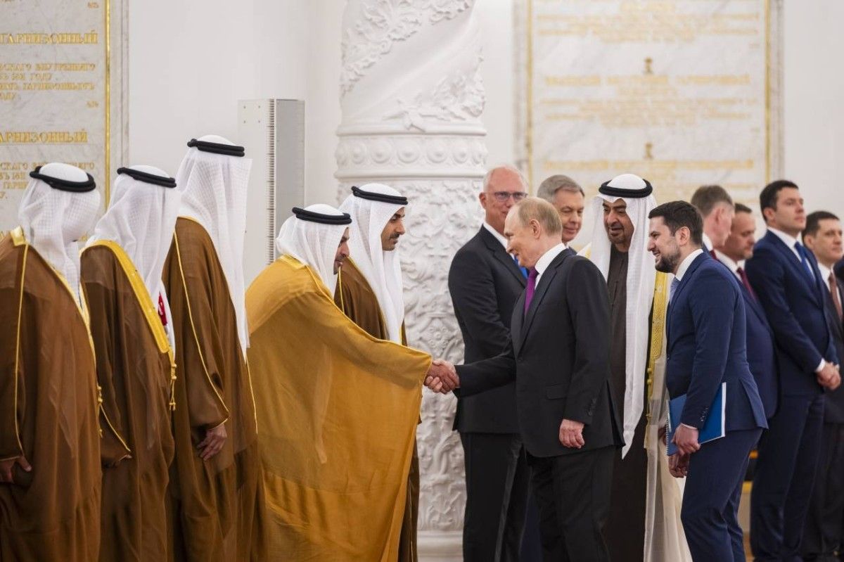 محمد بن زايد : الإمارات تواصل دعم التعاون لمواجهة التحديات العالمية وتحقيق السلام والازدهار