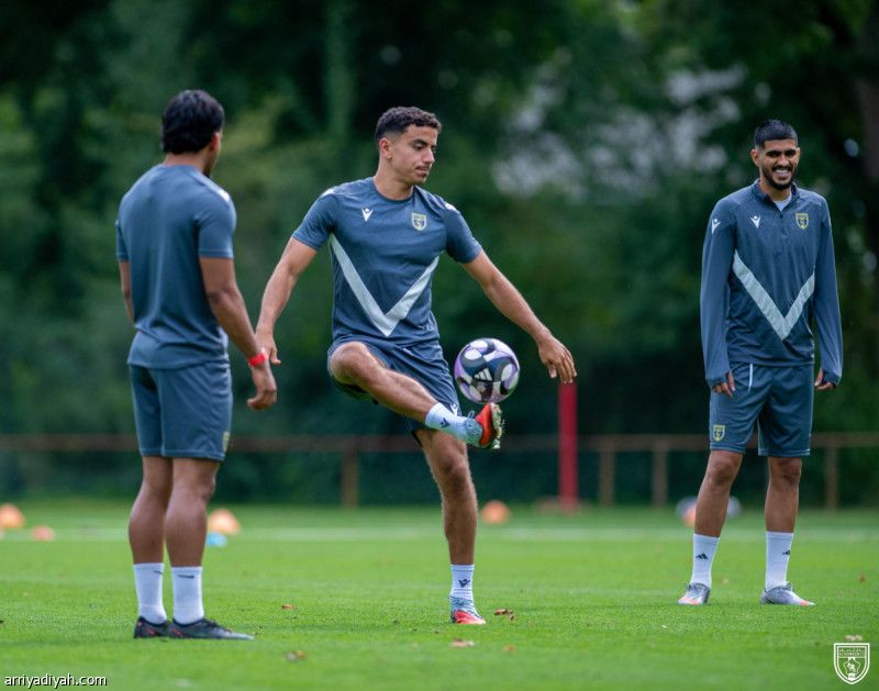 بعد الهلال والقادسية.. التعاون يتحدى أسطورة اليونان