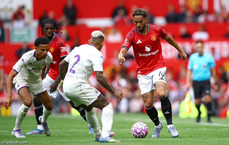 مانشستر يونايتد يكسب فيورنتينا بالترجيحية