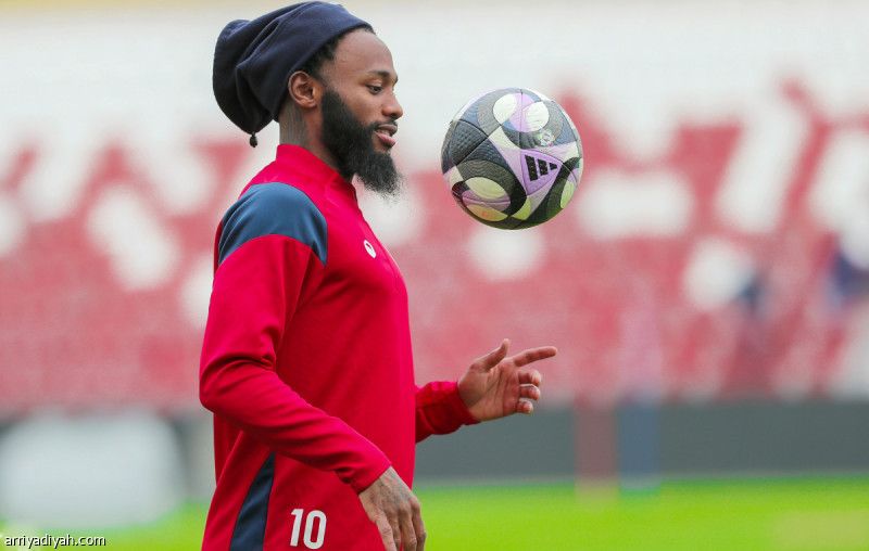 ضمك يبيع عقد نكودو إلى الدرعية