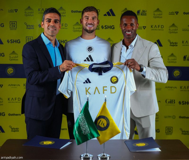 مارتينيز: انتظروا أمجادي مع النصر