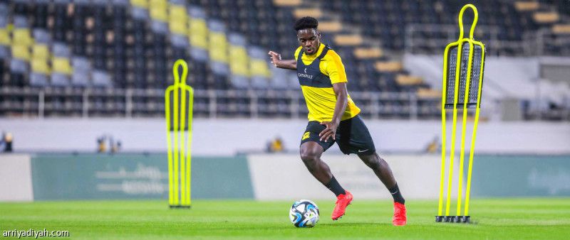 الاتحاد يخيّر حاجي.. سيلتا فيجو الأقرب