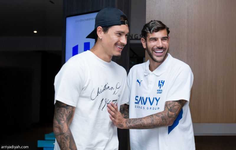 إنزاجي يبعد نونيز عن تجربة آراو