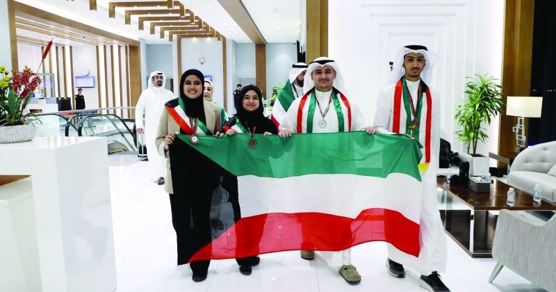 الطبطبائي يُهنّئ الفائزين بأولمبياد الكيمياء: فخورون بإنجازكم وتميّزكم