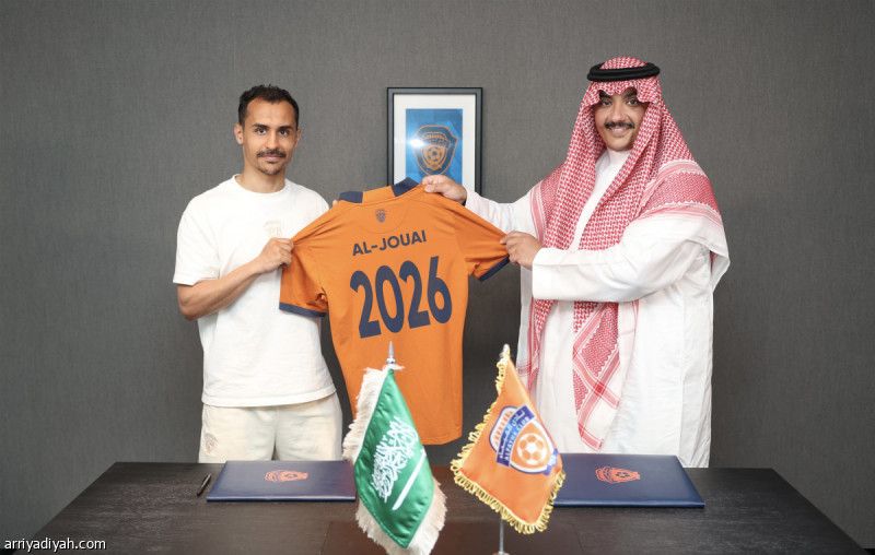 قضى عاما دون عقد.. الفيحاء ينهي عزلة الجوعي