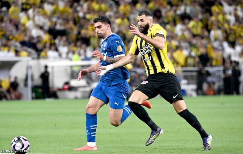 «روشن».. «عروس البحر» تحتضن قمم الدور الأول