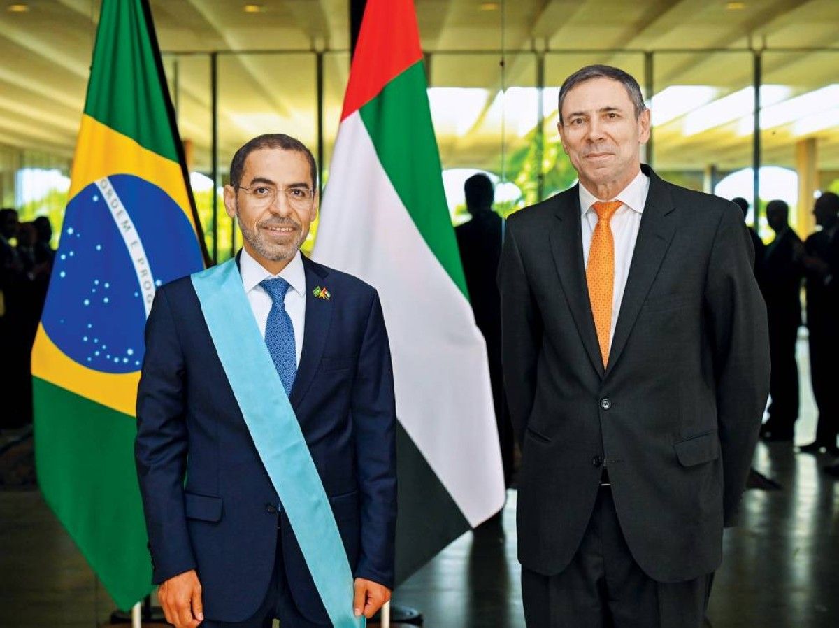 البرازيل تمنح سفير الإمارات أرفع الأوسمة
