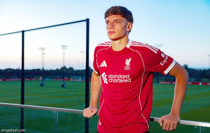 بـ 35 مليونا.. ليوني يعزز دفاع ليفربول