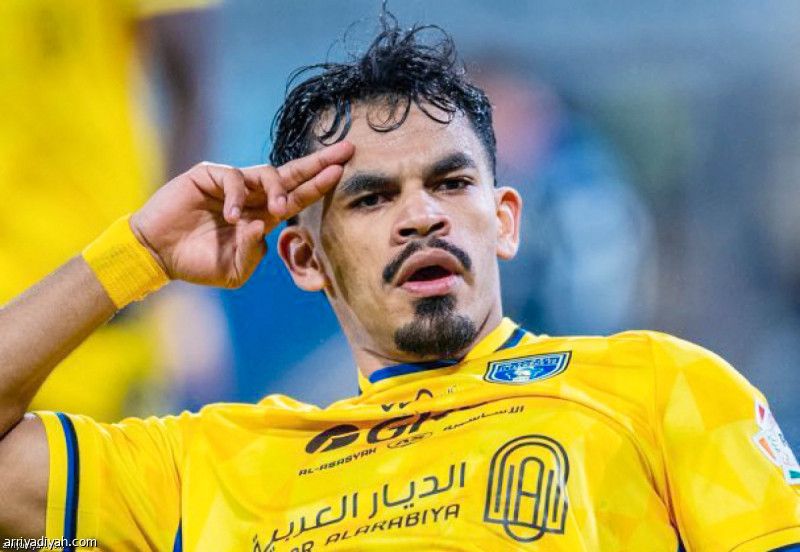الناصر يفضّل مشروع «الأصفر».. وأبلغ إدارة التعاون بقراره: النصر أو البقاء