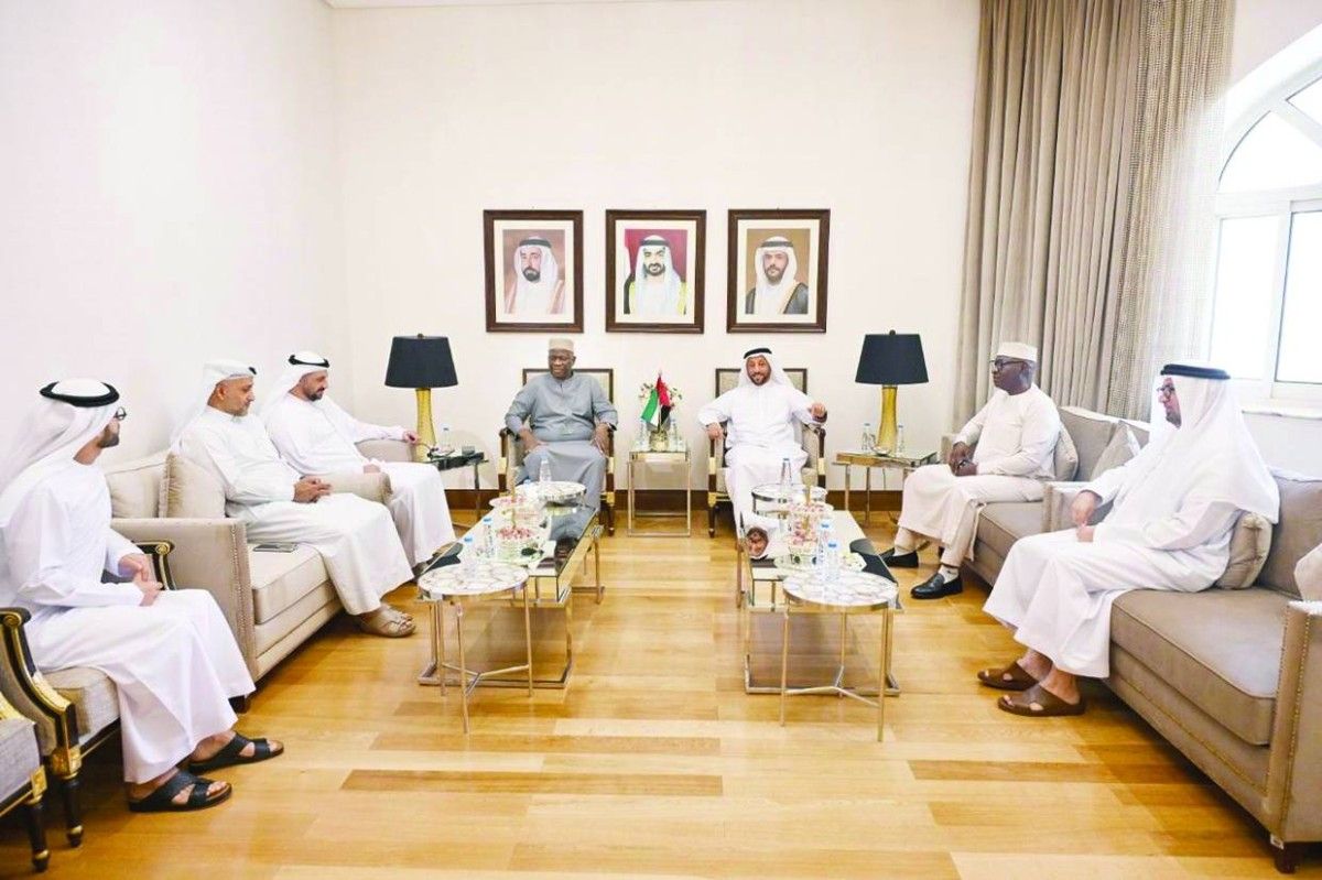 غرف الإمارات تستعرض الفرص الاستثمارية وتطوير التعاون مع مالي