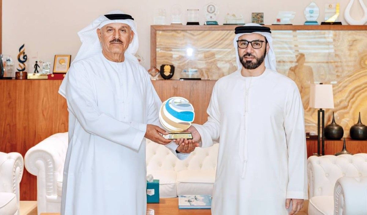 «جمارك دبي» تعزز التعاون والتنسيق مع مشروع محمد بن راشد للطيران