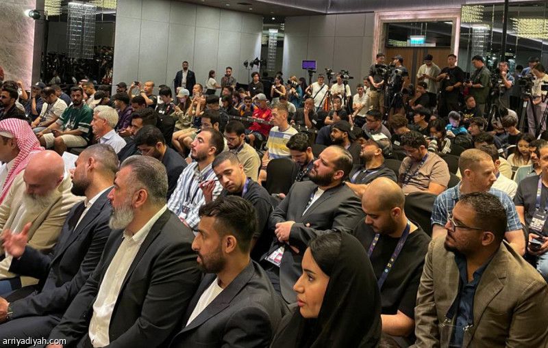 400 إعلامي أجنبي يرصدون أحداث السوبر السعودي