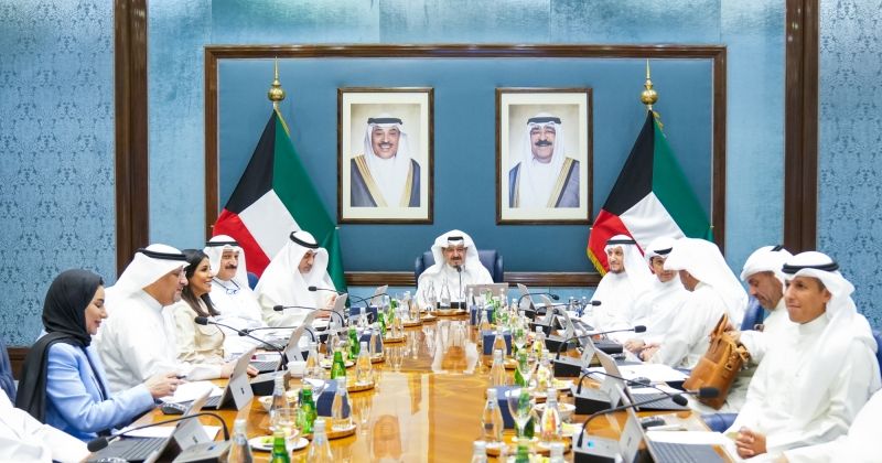 اليوسف يطلع مجلس الوزراء على جهود معالجة أوضاع العقارات المخالفة في جليب الشيوخ وخيطان