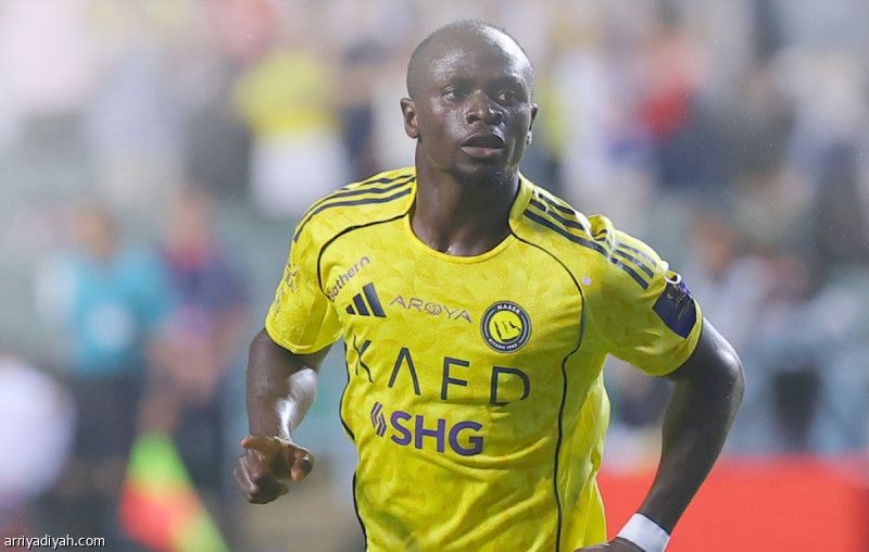 ماني يهز شباك الاتحاد بالرابع.. ويتلقى الحمراء الثامنة