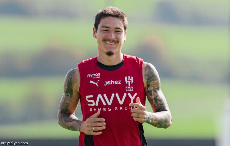 الثلاثاء.. نونيز يلتحق بالهلال