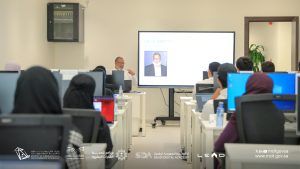 “الاتصالات” تختتم برنامج “أجيال الذكاء الاصطناعي”