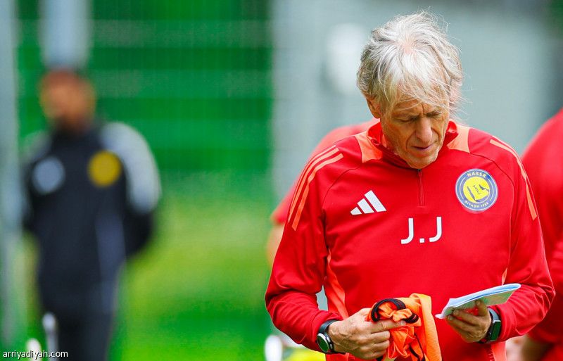 جيسوس بين السلسلة البرتغالية.. وغصة الإقالة