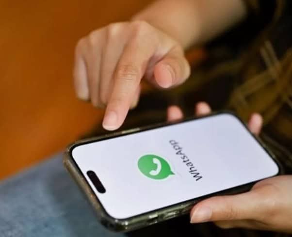 “جوجل” تطرح أول هاتف يتيح المكالمات “واتساب” عبر الأقمار الصناعية