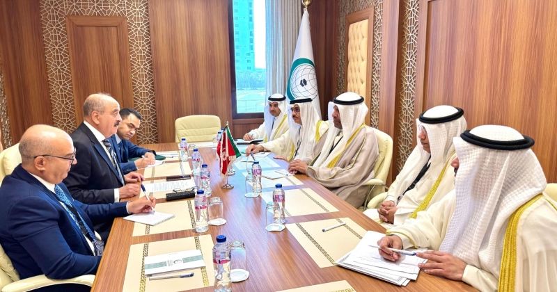 اليحيا بحث ونظيره التونسي تعزيز العلاقات الثنائية