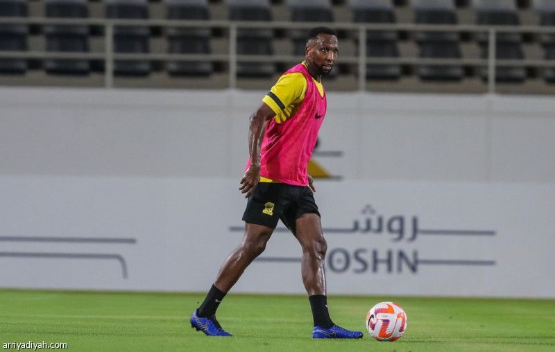 أمام الأخدود.. كادش خارج حسابات الاتحاد