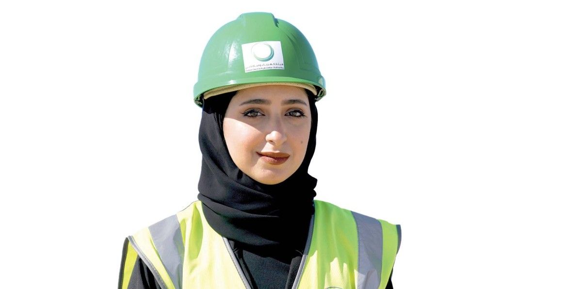 قيادات نسائية في «كهرباء دبي»: «الإماراتية» أسهمت باقتدار في مسيرة البناء