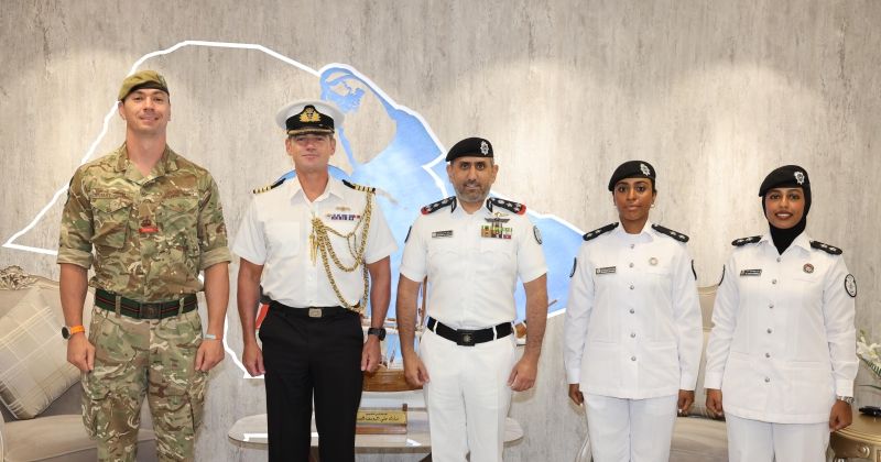 ثلاث كويتيات إلى «البحرية الملكية البريطانية»