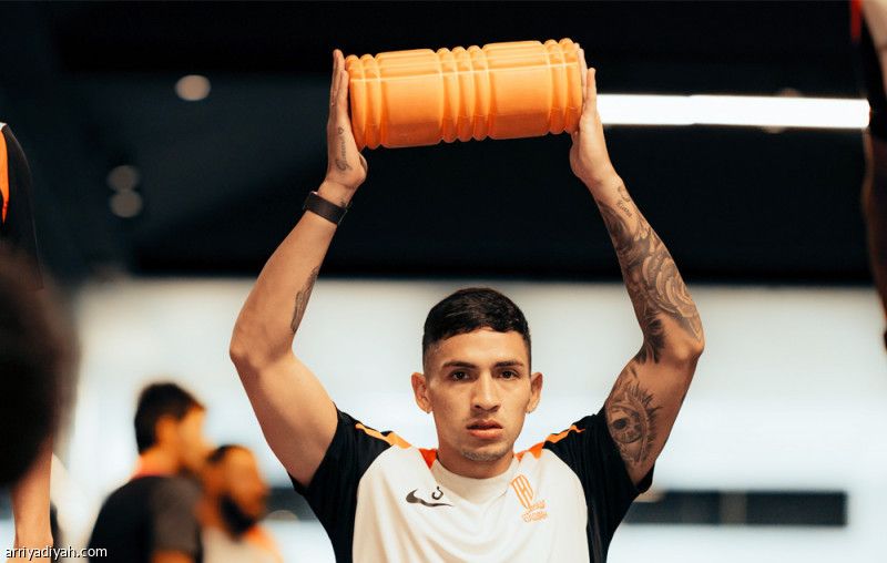 القادسية يجني 15 مليونًا من بيع فيرنانديز