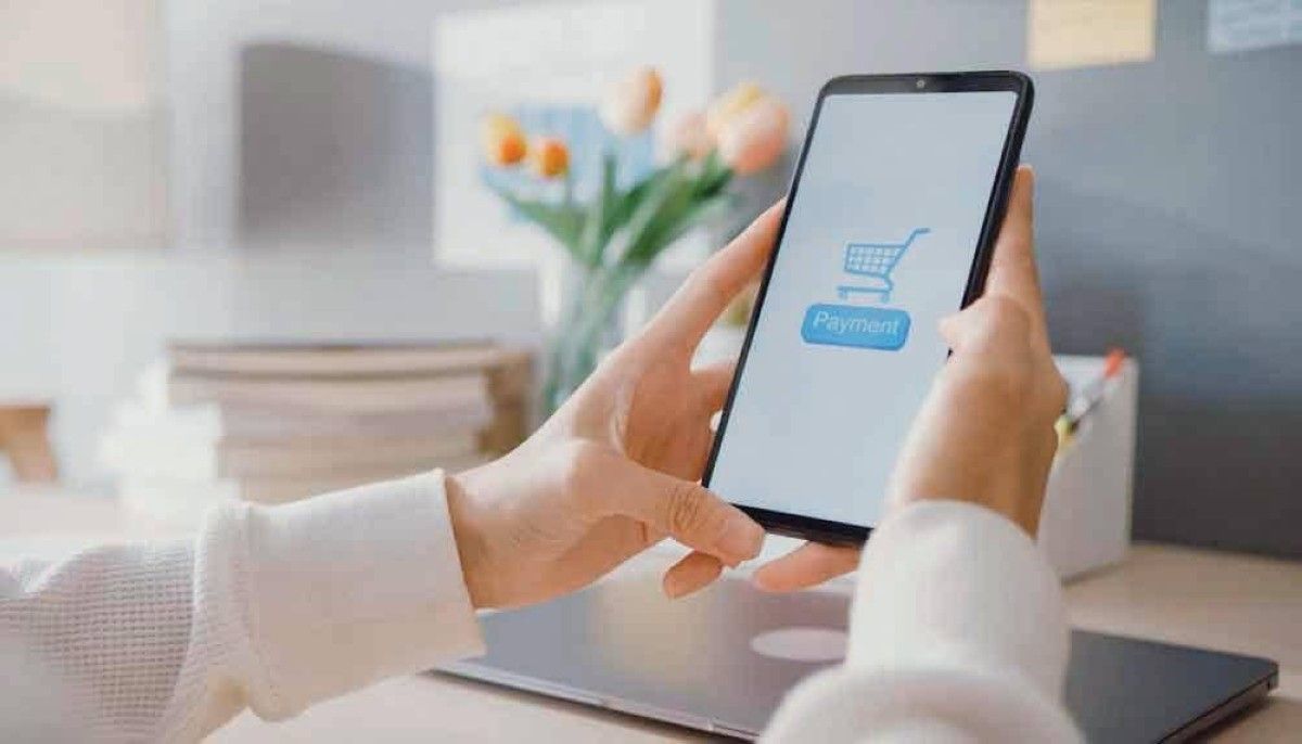 21.1 ألف تاجر إلكتروني مرخص في الإمارات