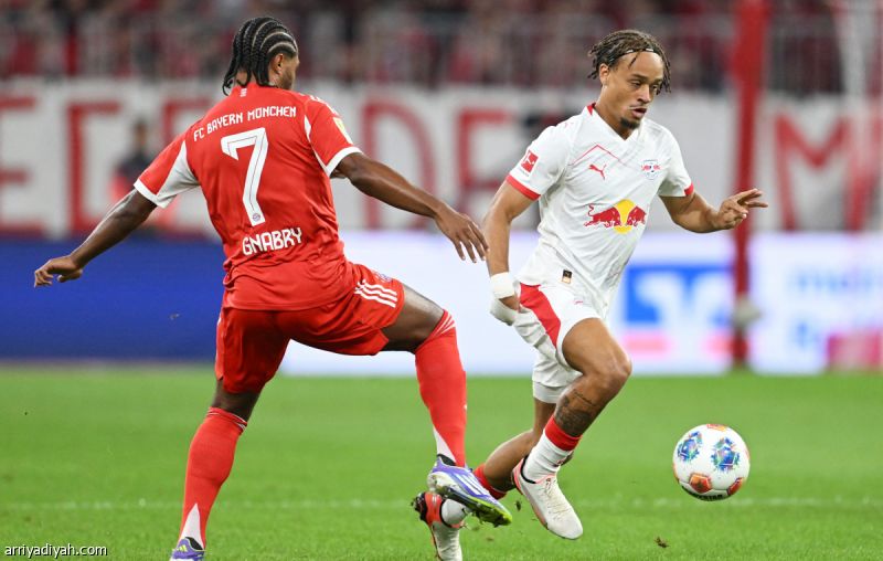 سيمونز يقترب من توتنام