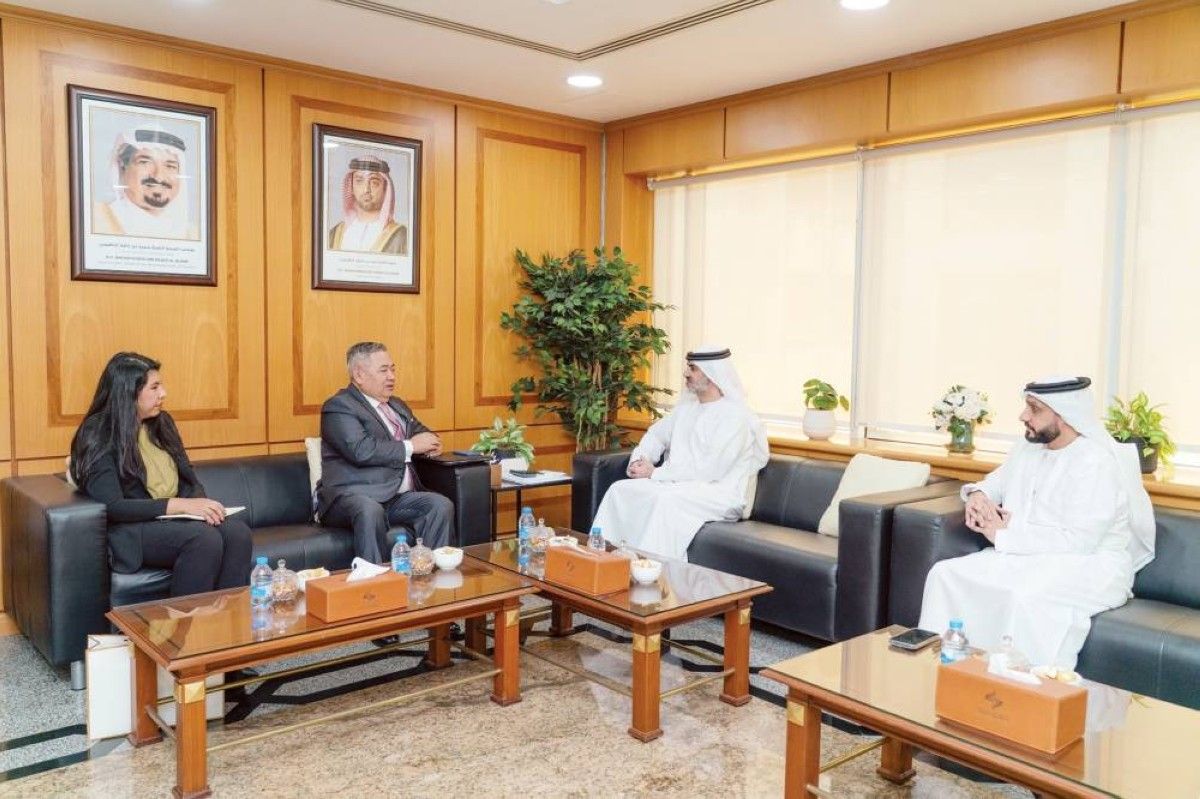 غرفة عجمان تبحث التعاون الاقتصادي مع بيرو