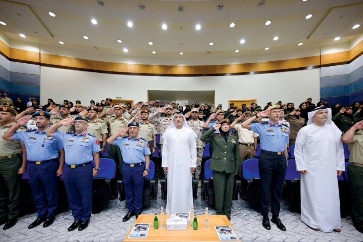 وزارة الدفاع تحتفل بيوم المرأة الإماراتية