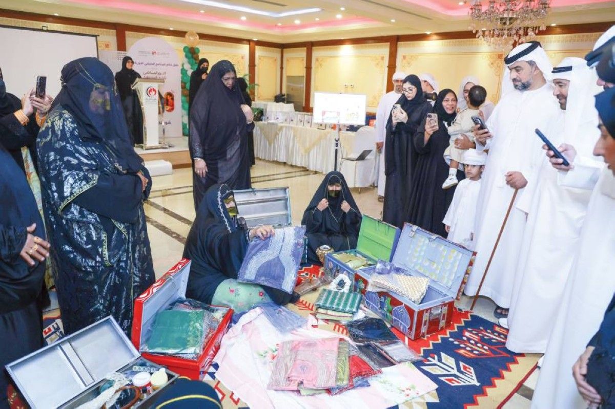 المرأة الإماراتية.. الركيزة الأساسية للأسرة ومدرسة القيم وصانعة الأجيال