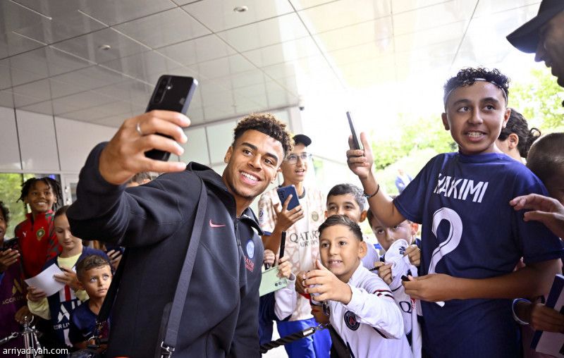 17 سبتمبر.. باريس يبدأ حملة الدفاع عن «الأبطال»