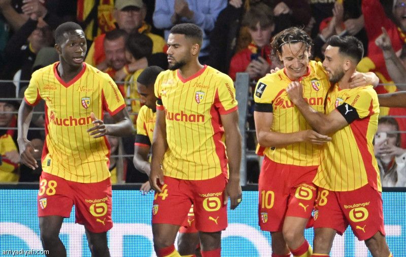 لانس يفوز بثلاثية.. وسعود يصنع