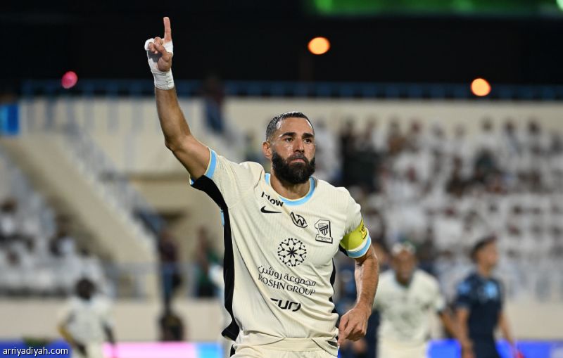 الاتحاد.. خماسية ثالثة في الافتتاح