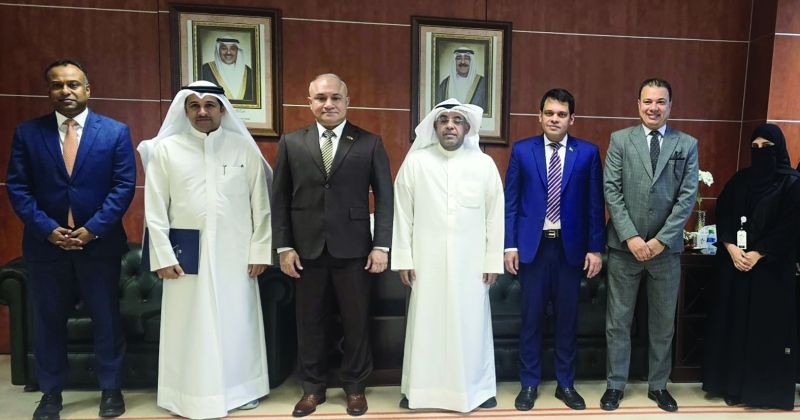 سفير بنغلاديش خلال زيارته «القوى العاملة»