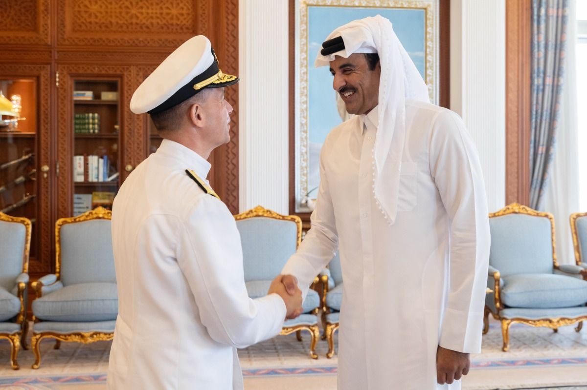 سمو الأمير يستقبل قائد القيادة المركزية الأمريكية